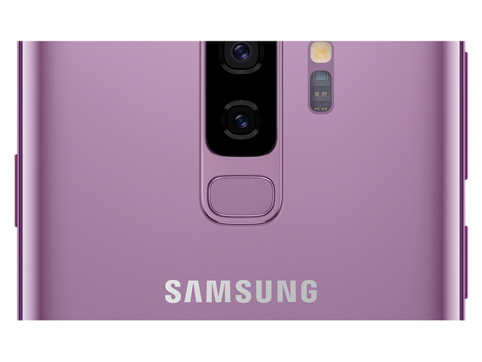 The fingerprint sensor is now underneath the camera, which should hopefully be an improvement over the Galaxy S8.