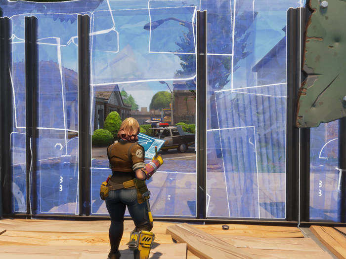 Adding construction (and destruction) to the "Battle Royale" format changes everything.