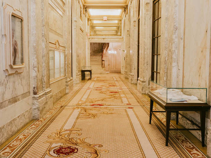 Because the Plaza is a landmark, it is more or less kept exactly as it was originally designed by Henry Janeway Hardenbergh. The carpets, which mimic the tiling underneath, are one of the few additions.