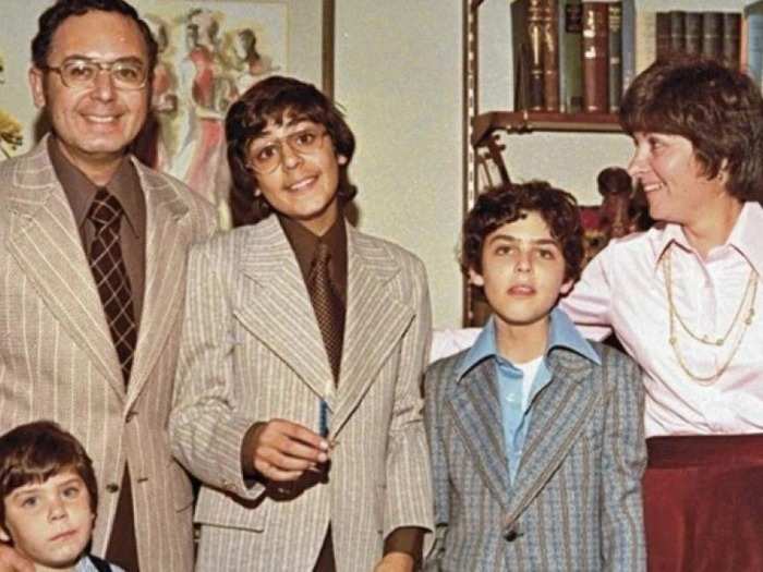 32. "Capturing the Friedmans" (2003)