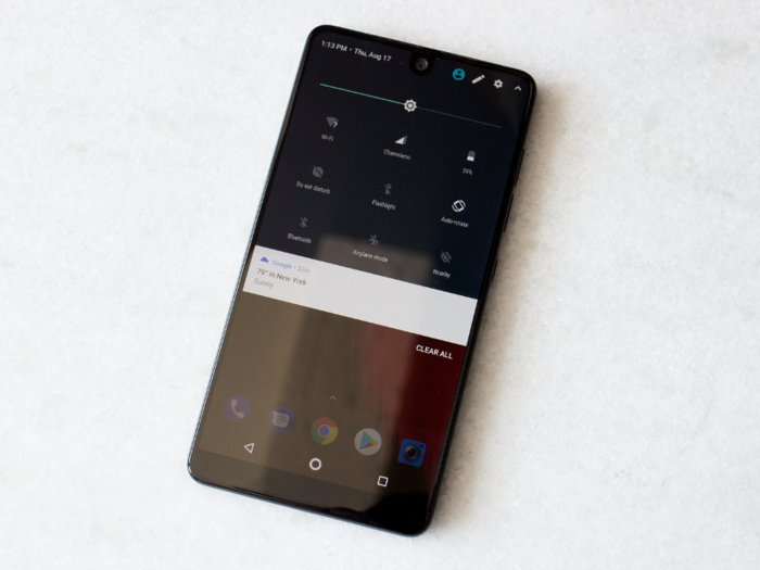 7. The Android interface on the Pixel 2 is more intuitive than most iPhone owners would think.