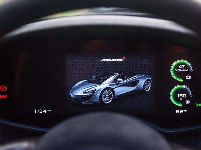 In front of the driver is a configurable 10-inch digital instrument cluster.