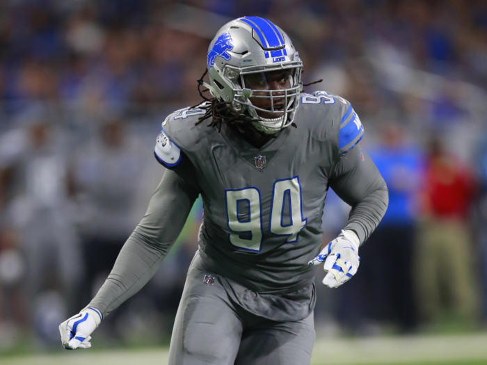 Ezekiel Ansah, DE*