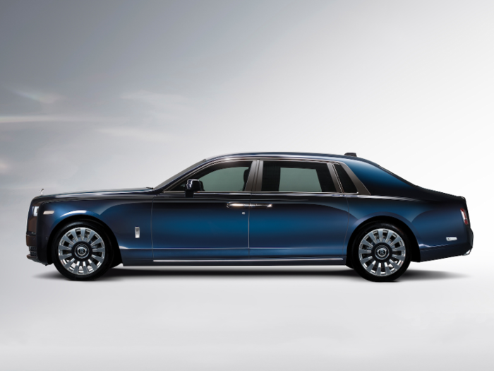 The custom Rolls Royce Phantom "A Moment in Time" features a custom paint color and a clear-coat infused with blue glass was used to create the blue crystal effect.