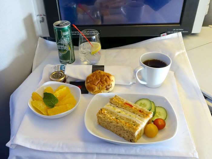 He also had this light meal before landing.