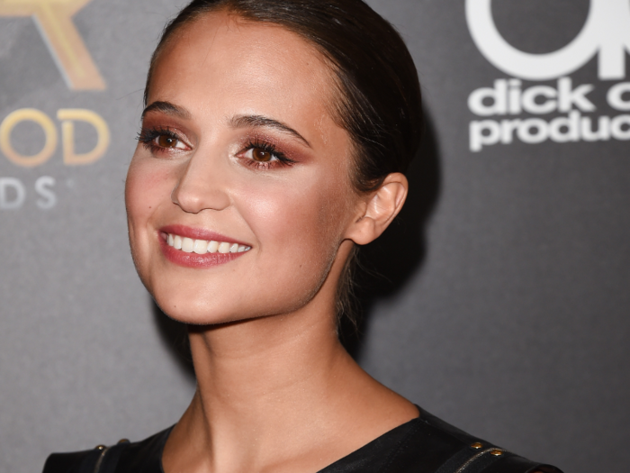 In November, Vikander was among 600 Swedish actresses to sign an open letter calling on the Swedish film and theater industry to protect women against sexual misconduct.