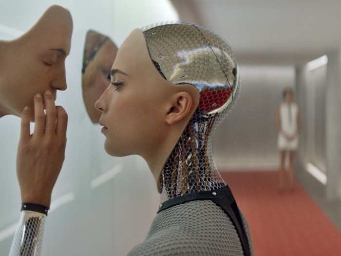 Playing an AI named Ava, Vikander was covered head-to-toe in a silver mesh body suit that took hours to prepare for filming. The final version onscreen is impressive, but Vikander