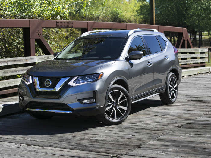 2. Nissan Rogue: 403,465. +22.3%.