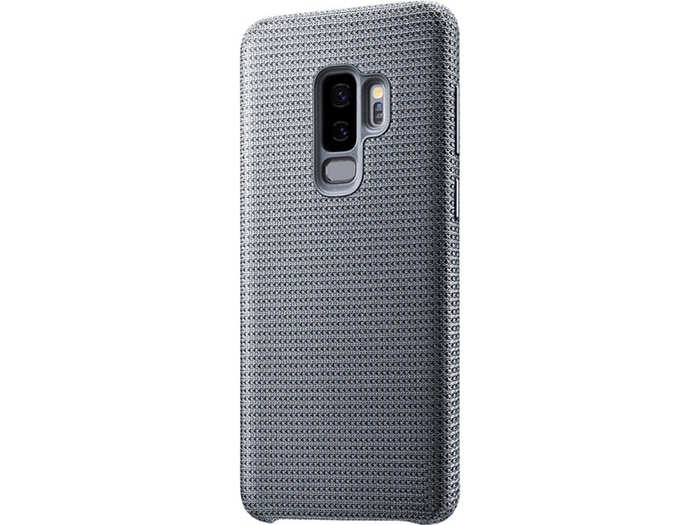 You can also get the Hyperknit case in a gray color.