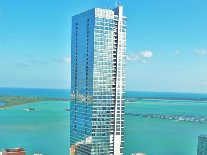 14. FLORIDA — Four Seasons Hotel and Tower, Miami