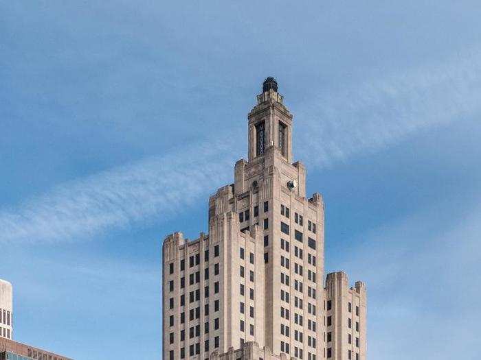 34. RHODE ISLAND —  Industrial National Bank Building, Providence