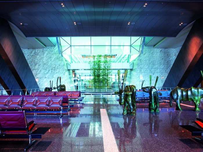 5. Hamad International Airport (DOH))