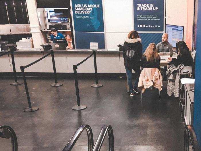 Like at the Apple Store, there was a reservation system in place. However, it didn