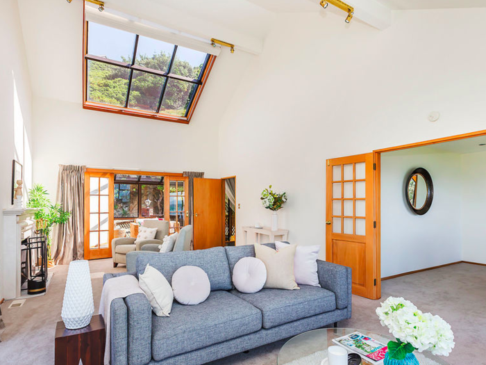 ... a living room with a skylight ...