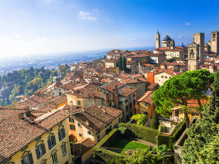 Day 7: Drive the Ferrari out to Bergamo to explore the ancient city