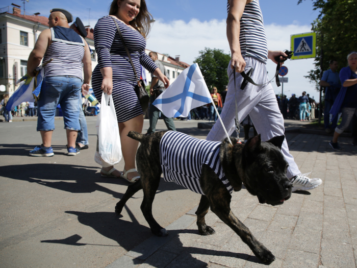 Along with the Russian Navy ensign, a common sight amongst civilians on Navy Day is the telnyashka, the iconic undershirt worn by servicemen in the Navy.