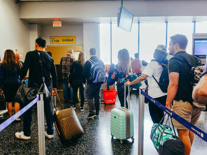 By the time I got to my gate, the plane was mostly boarded. United was boarding Group 5. Because I was in Group 3, I was able to skip right ahead to the front of the line.