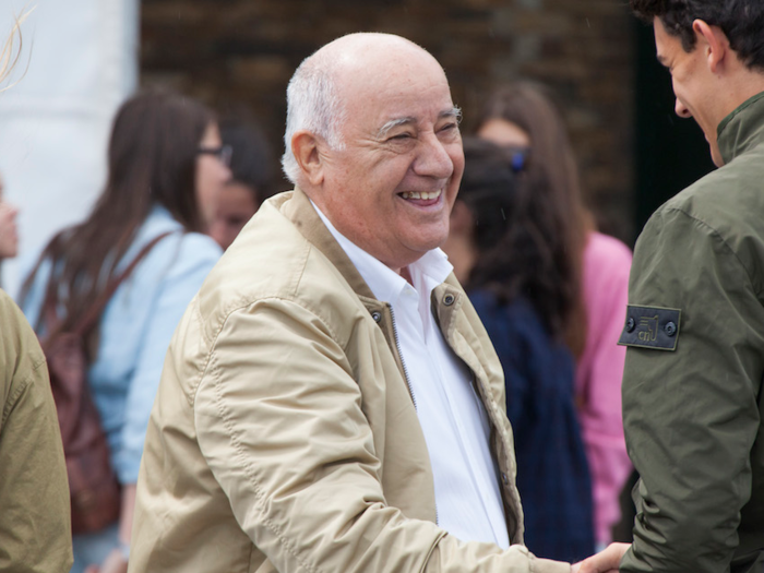 Amancio Ortega: 16 years