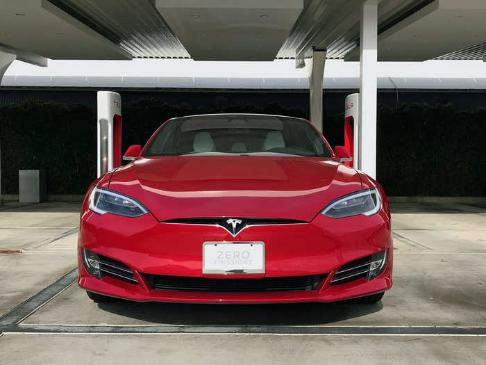 This trip served two purposes: to determine whether I could drive to the Kettleman City Supercharger station in the Model S P100D I borrowed from Tesla without stopping to top up along the way, and to check out Tesla