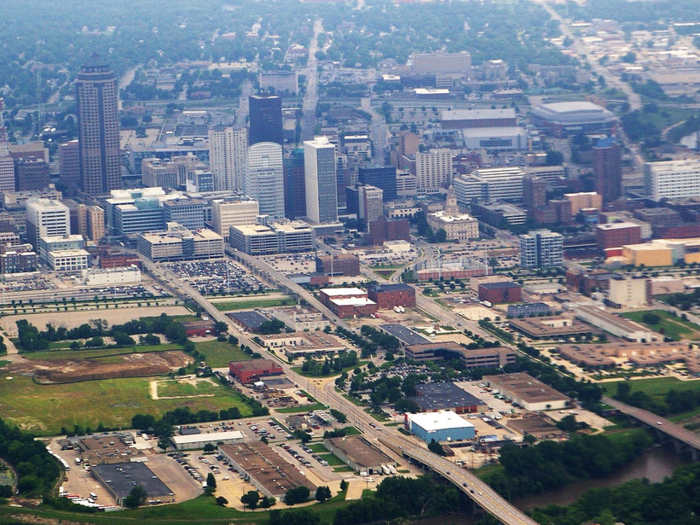 2. Des Moines, Iowa