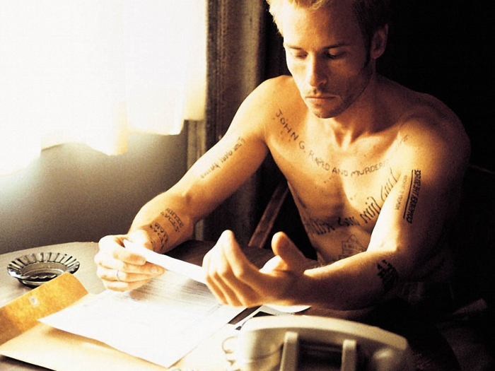 2001: "Memento"