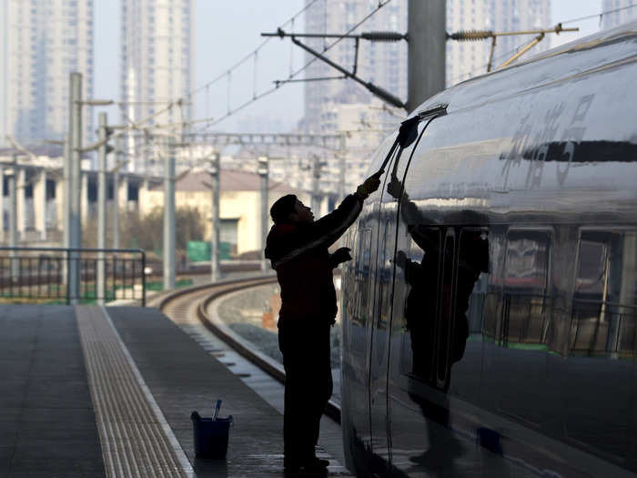 In a 2017 New York Times op-ed, Lian Yi-Zheng, a political commentator, argued that the railway will allow China to undermine Hong Kong’s political autonomy under the longstanding "one country, two systems" arrangement.