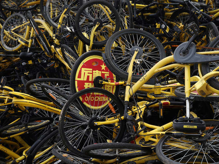 But as cars became a status symbol around the turn of the 21st century, China started instituting anti-biking policies. Guangzhou repurposed bike lanes for cars, and Dalian declared itself a "non-bicycle city."