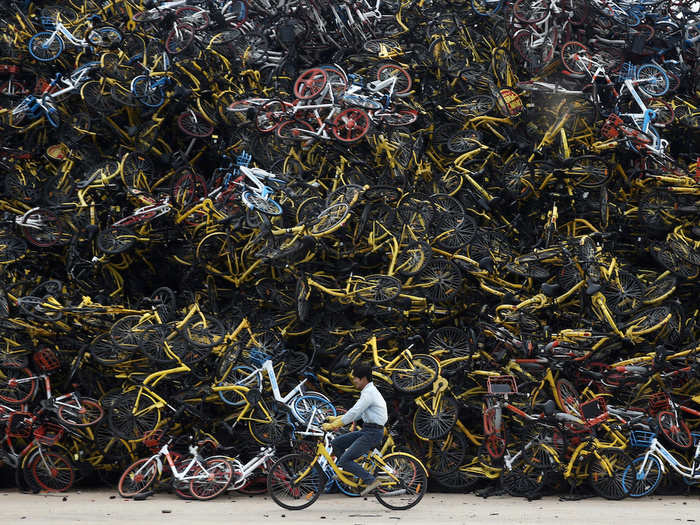 To make sure the bikes would always be available, Chinese bike-sharing startups placed thousands of them in cities across the country.