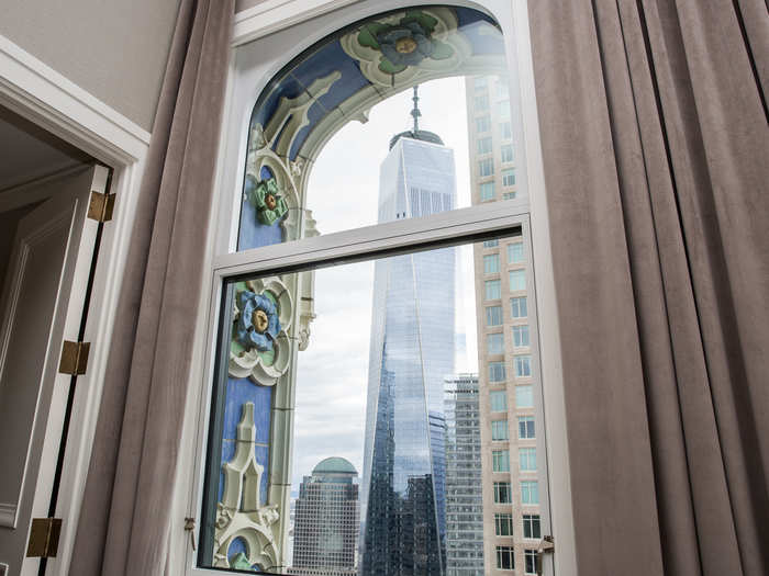 Stunning blue and green polychromatic terra-cotta surrounds the windows, which was part of the original Woolworth design.