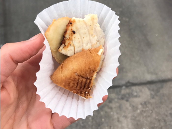 The most impressive and hearty sample came at the end of the line – a quarter of a grilled chicken sandwich, which was cooked at the stand.