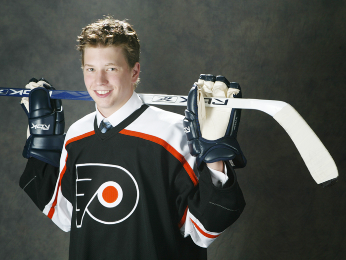 Claude Giroux in 2006 (18).