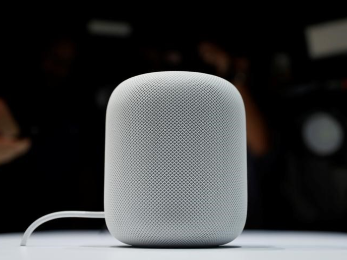 The HomePod speaker will get new features in a software update — and will go on sale in new countries.