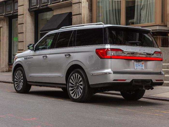 The Lincoln Navigator is large and in charge from every angle. The vehicle is over 18 feet long and over six feet wide. The new SUV is 200 pounds lighter than the previous generation, but it can still top out at over 6,000 pounds.