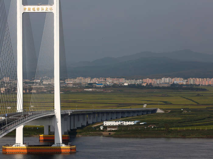 The New Zone was meant to have its own connection to North Korea by now. A massive new road bridge has been constructed, but never opened. The North Korean end finishes in a field.