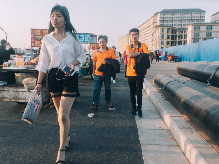 Most workers at the factory are between 18 and 25, though there are interns who are as young as 16. Among the workers that we saw over the course of a day, there was a fairly even split between men and women. Most come from Zhengzhou or villages around Henan, a province of 94 million people and one of China