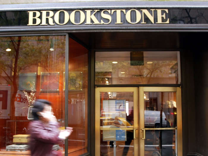 A Brookstone manager had to deal with customers who lacked the holiday spirit