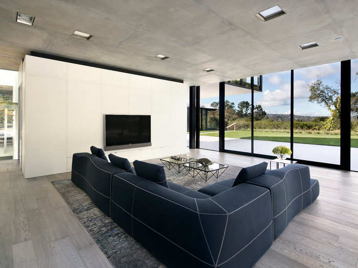 The glass abode is outfitted with home automation from Control4.