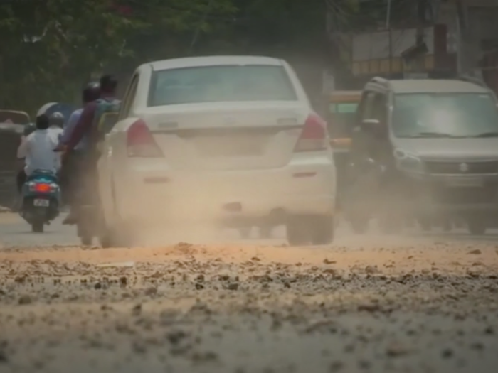 And in many towns, such as Kanpur, the most polluted city on the list, unpaved roads send thick plumes of dirt and dust into the air.