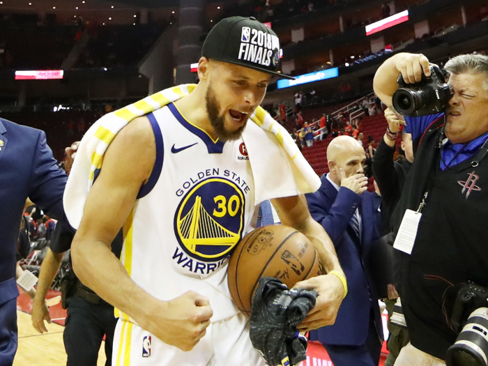 Stephen Curry wins NBA Finals MVP (+160)