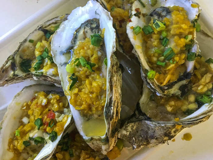 I had one last taste of the garlic-ginger-onion steamed oysters. These are like sensory overload on your taste buds, the complete opposite of how we eat oysters in the US.