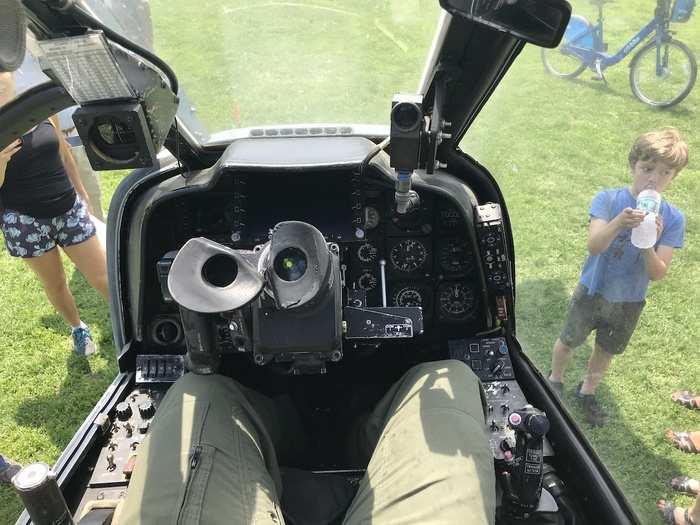 As you can see, the front cockpit is a little different than the back — especially the binocular sight.