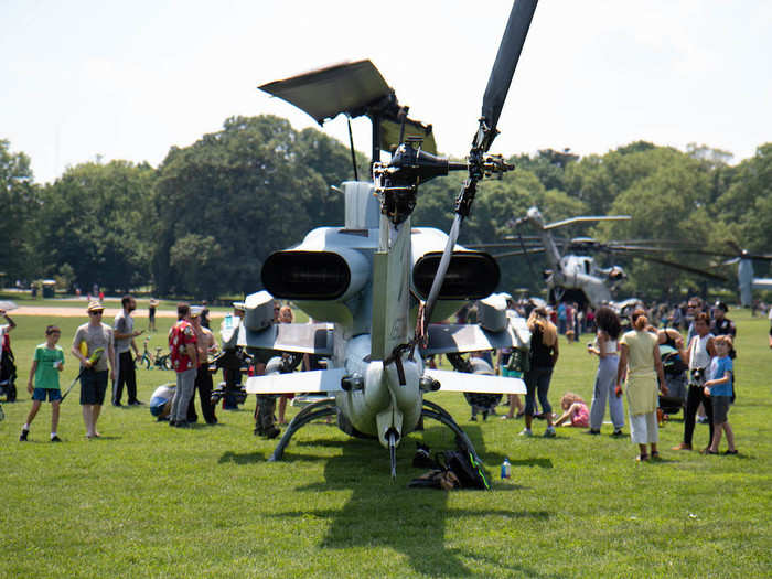 Powered by two General Electric T700-GE-401 engines, the Super Cobra has a maximum speed of about 169 mph and a maximum altitude of 18,700 feet.