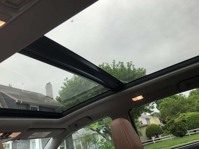 Our Hybrid test car came equipped with a large panoramic roof. It really floods the cabin with natural light even when the sun isn