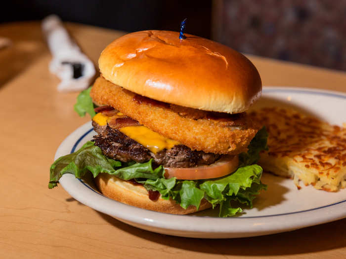 From the first bite, one shocking truth was clear: this burger was actually good. Falling between the diminutive patties of most fast-food chains and the oversized monsters on menus such as Chili