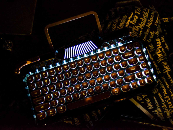 The keys are also backlit, which looks amazing in the dark.