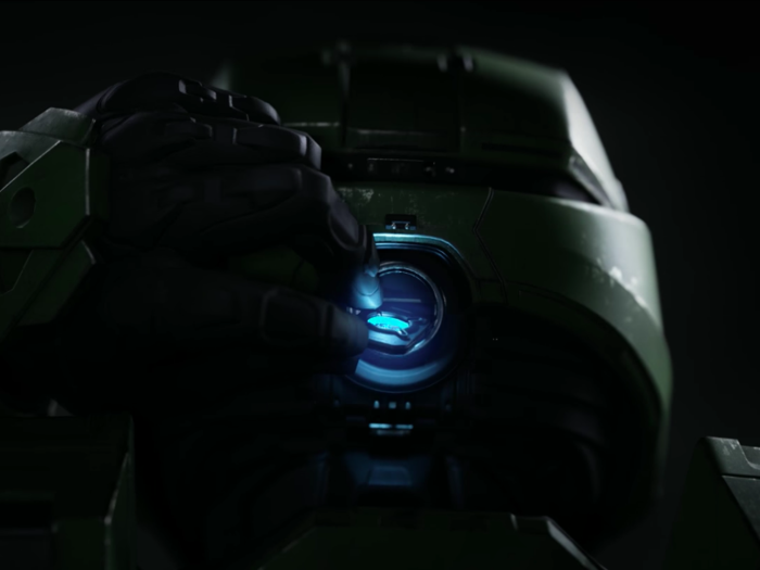 7. Master Chief has some form of AI in his head, but there