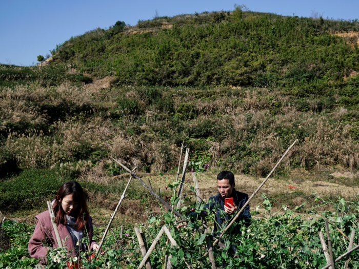 One of the reasons Yuqing chose Quanming over all the other applicants was because she had never visited a rural area before.