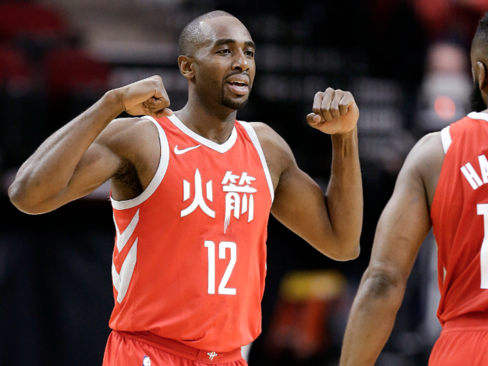 Luc Mbah a Moute, F