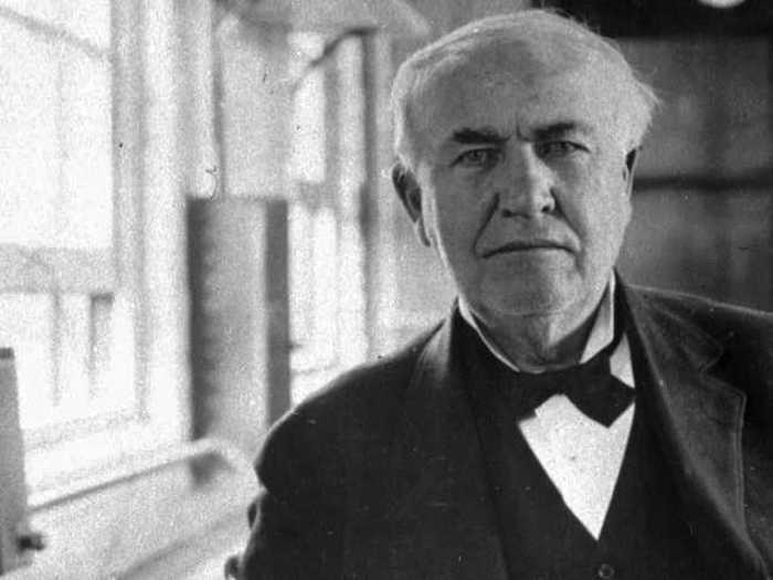 Write an essay on how Thomas Edison would react to the mobile phone if he visited the 21st century.