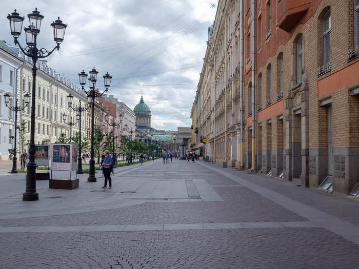 The character of the light around 4 p.m. was very similar to midday in most other places